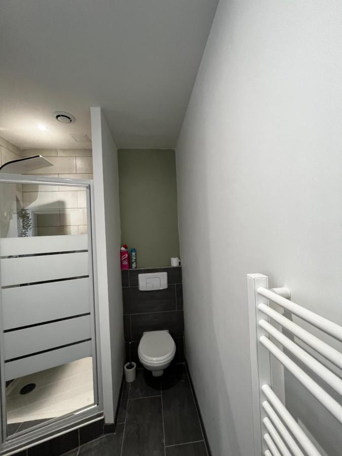 Charmant 2 Pieces Avec Terrasse Proche Centre Ville - Parking Gratuit A Proximite Lourdes Luaran gambar