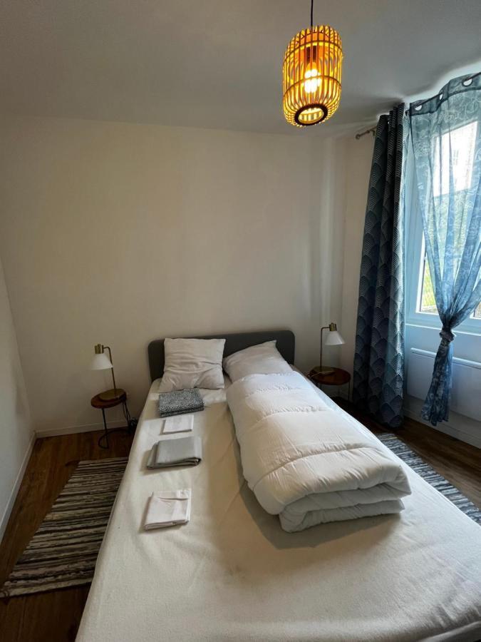 Charmant 2 Pieces Avec Terrasse Proche Centre Ville - Parking Gratuit A Proximite Lourdes Luaran gambar